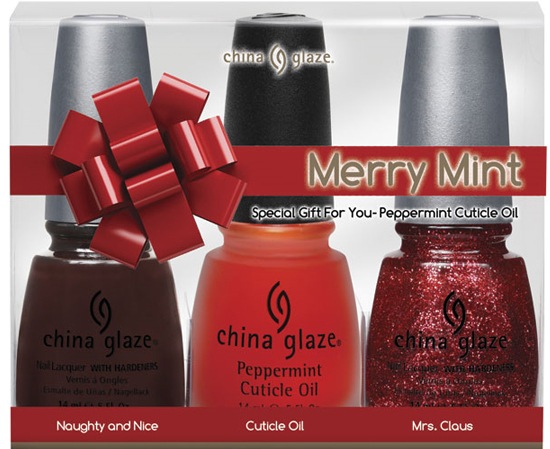 [China-Glaze-holiday-2010-Tis-the-season-to-be-naughty-and-nice-Merry-Mint-gift[4].jpg]