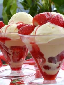 [strawberry ice cream[5].jpg]