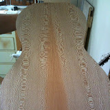 A Shenandoah Sycamore back, I'd never seen a guitar with this wood before.  Very unusual look.