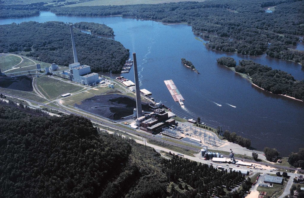 [Alma_Wisconsin_Coal_power_plants[2].jpg]