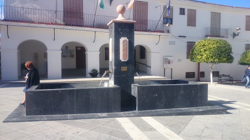 Fuente La Plaza 