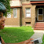 Arie and his house.