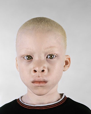 [albino herencia[3].jpg]