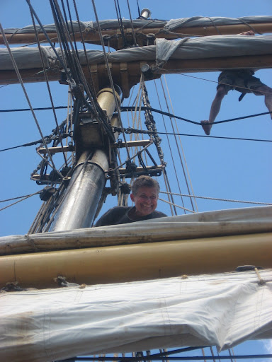 Bruce Aloft!