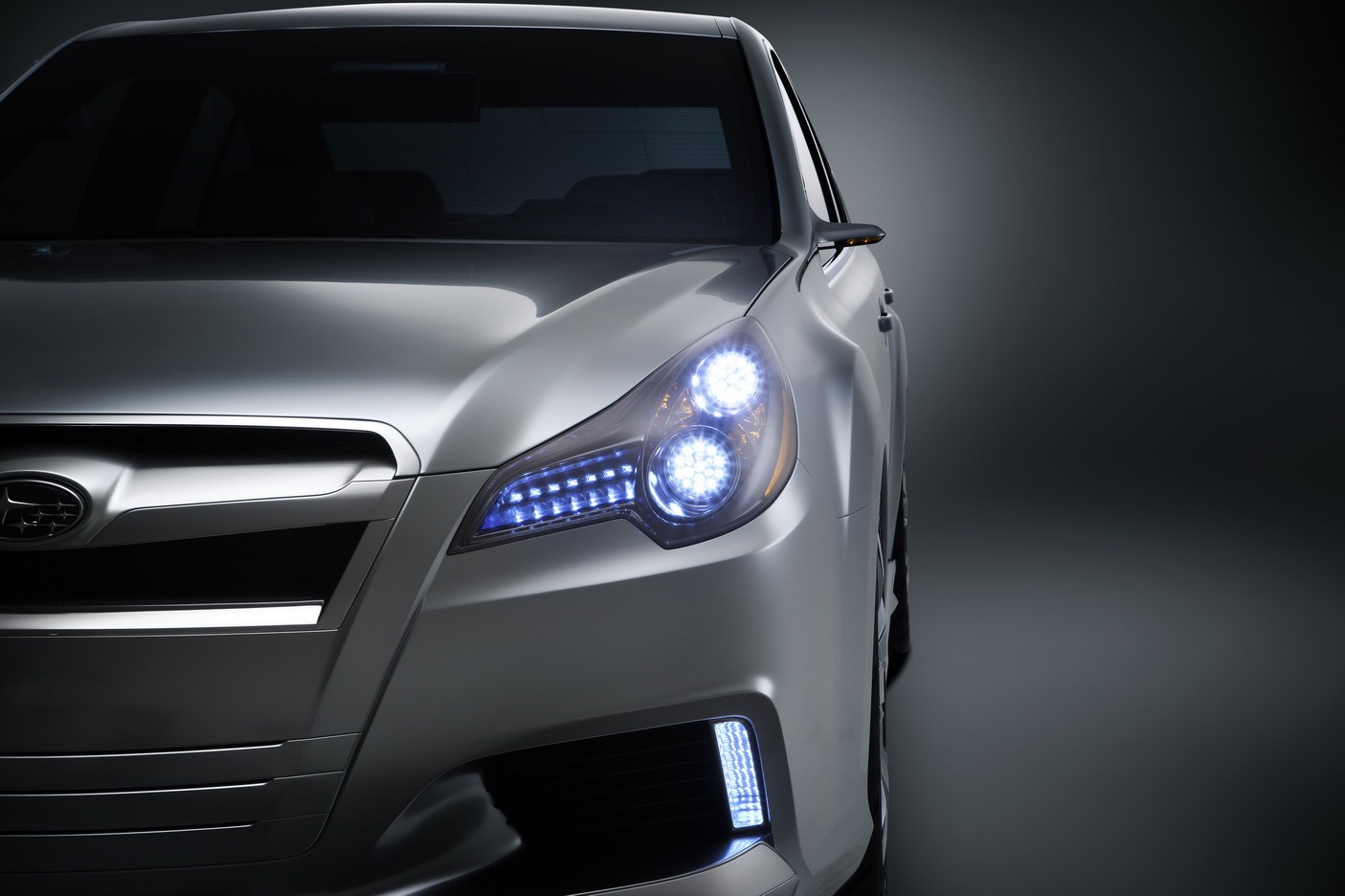 [Subaru_Legacy_Concept_5.jpg]