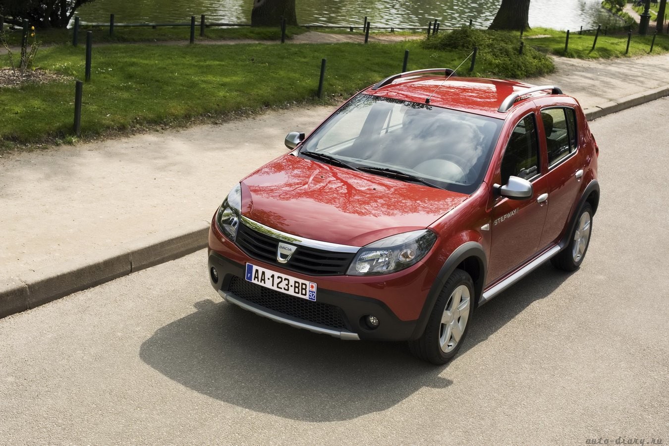 [auto-diary.ru_Dacia_Stepway_4.jpg]