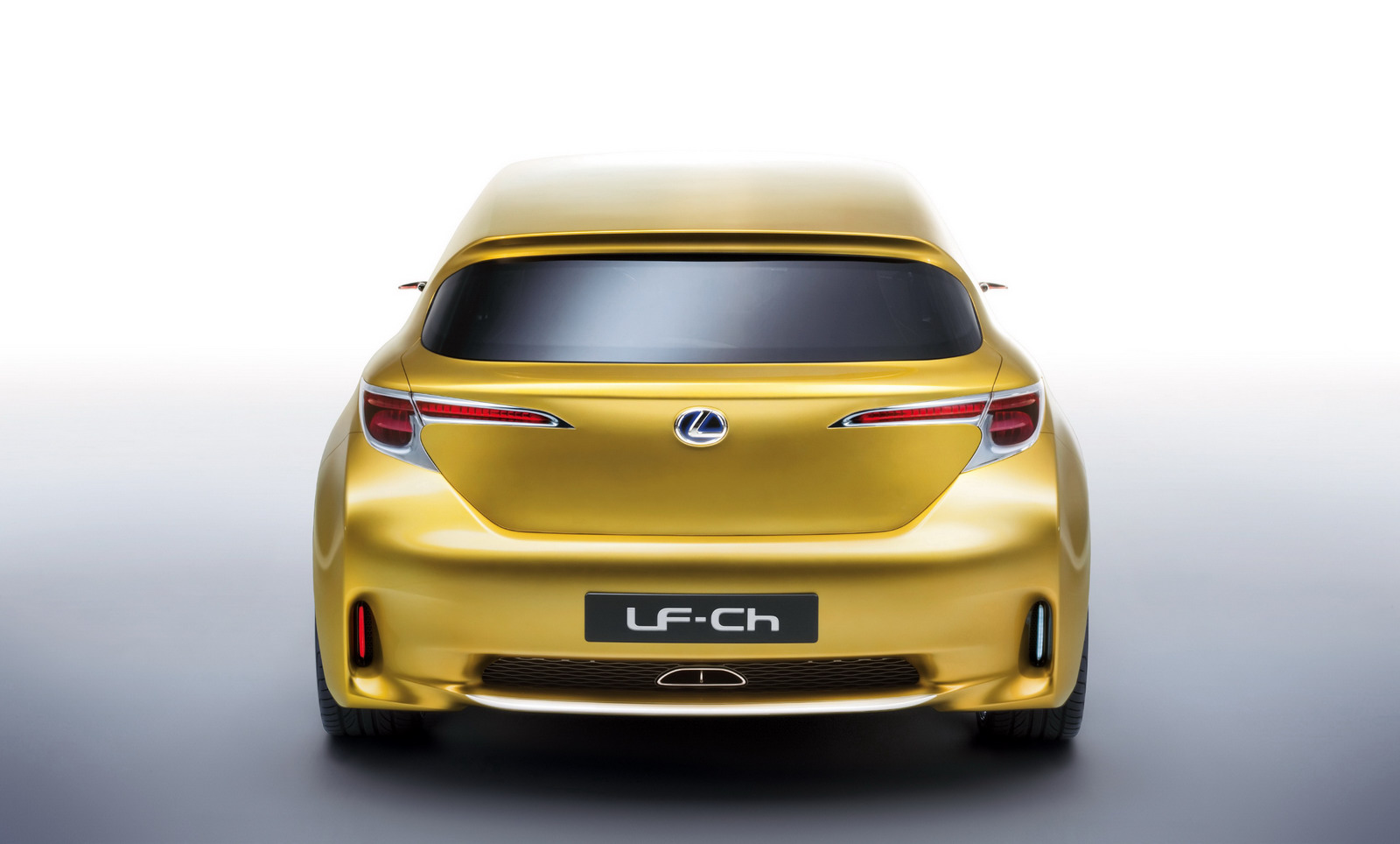 [Lexus-_LF-Ch_3.jpg]