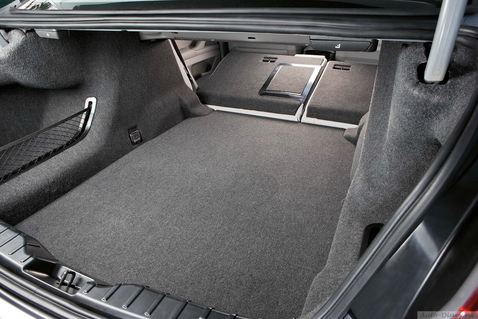 [2010-bmw-5-serii-sedan-37.jpg]