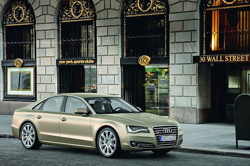 2010-Audi-A8-3.jpg