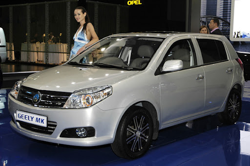 Geely-MK-Cross-10.jpg