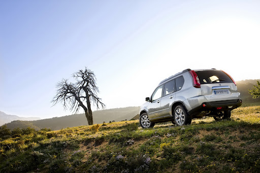 2010-Nissan-X-Trail-9.JPG