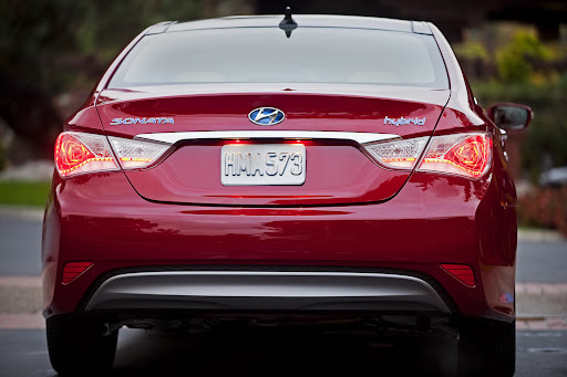 Hyundai-Sonata-Hybrid-9.JPG