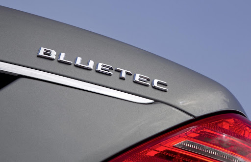 Mercedes-Benz-S350 BlueTec-Start-Stop-01.jpg