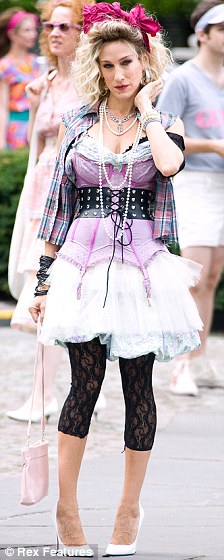 Fun Fashion article 0 09708556000005DC 872 224x560 Fun Fashion