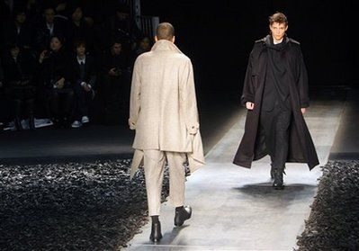 Dior Homme does Amish chic capt.292f765a2ea543109f1e95b6bb2999ff.addition france fashion xjb104 Dior Homme does Amish chic