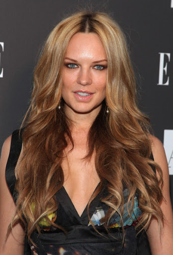 Long Curls / Straight Hairstyles 2010 X%2BArmani%2BExchange%2BELLE%2BHost%2BNight%2BDisco%2BGlam%2BF6mGJyGgqwsl Long Curls / Straight Hairstyles 2010