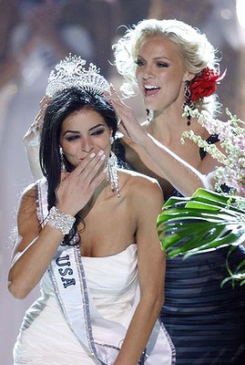 Rima Fakih wins Miss USA 2010 missusa2 600x400 Rima Fakih wins Miss USA 2010