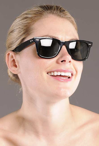 sunhut2505 443x650 Summer Sizzling Sunglasses