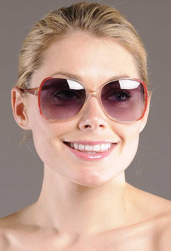 nichols2505 443x650 Summer Sizzling Sunglasses