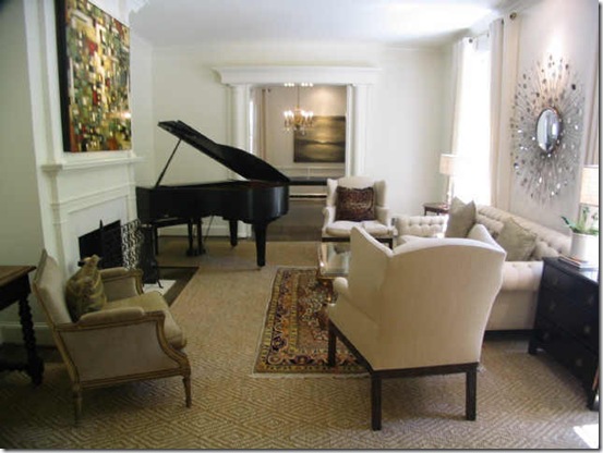 Things That Inspire Pianos Here Is The Dilemma When You Have A Small House But Large Piano This Room Not It Has Lot Of Furniture Plus Grand