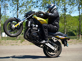 Mike training..... see photo before on his own bike. 22/5/10