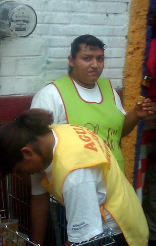 [a esta mujer fea le tome la foto con mi celular en acambaro - www.Biokytec.com[5].jpg]