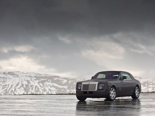 [2009-Rolls-Royce-Phantom-Coupe-Front-And-Side-1280x960[1].jpg]