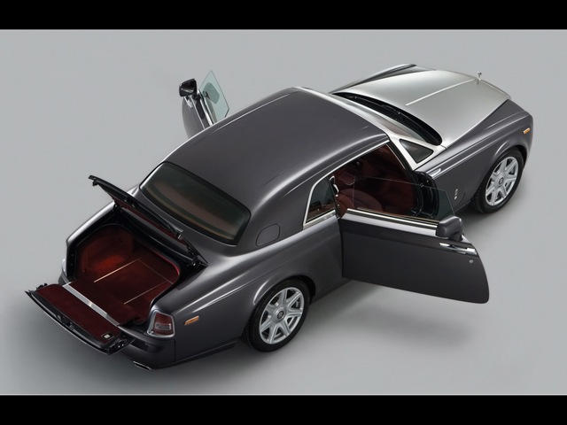 [2009-Rolls-Royce-Phantom-Coupe-Studio-Rear-And-Side-Top-Open-Up-1920x1440[6].jpg]