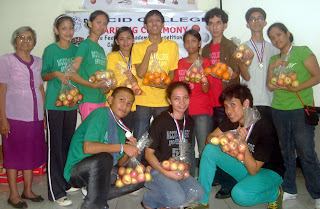 CONSOLATION PRIZE WINNERS - 1 dozen each APPLES and ORANGES