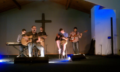 Sunday%20morning%20worship%20soundcheck.jpg