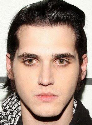 Mikey Way hairstyle trends