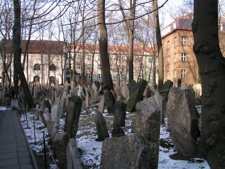 Подумаем о вечном - кладбища мира (фото)