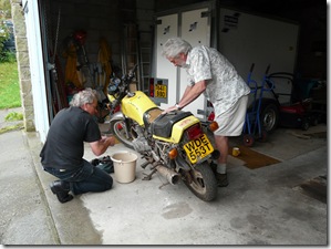 Mike and Steve attempt to revive the Honda