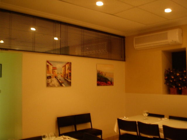 [P53006702.jpg]
