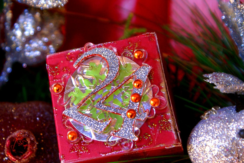 [MaggielamarreAdvent-wreath[3].jpg]