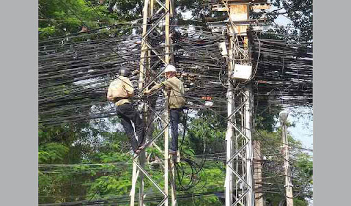 angkatigabelas.blogspot.com : Kabel-kabel Paling Ruwet di Dunia