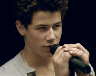 [Nick Jonas Cute Picture[4].png]