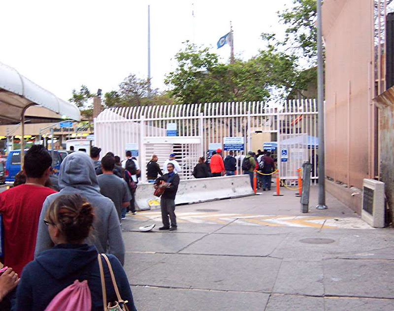 pedestrian_entrance_sanysidro.jpg