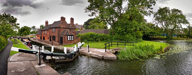 [P1230962Panorama14.jpg]