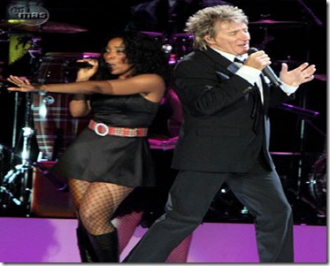 Rod Stewart Hits Dubai for the Most Exciting Concerts of 2010