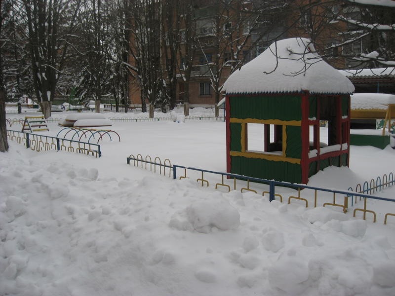 [Snowy orphanage. Feb 5th. 10 005[6].jpg]