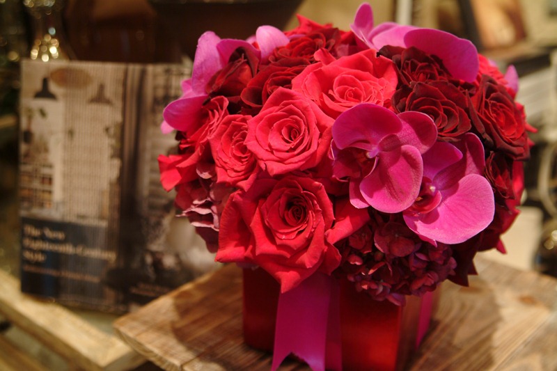 [VAL2009RED01-empty-vase5.jpg]
