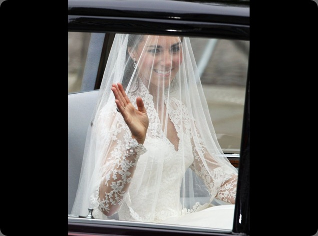 kate middleton slide_22353_271240_huge 1 kate middleton slide_22353_271240_huge 1