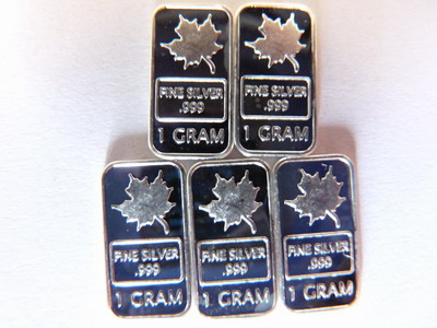 gram srebra