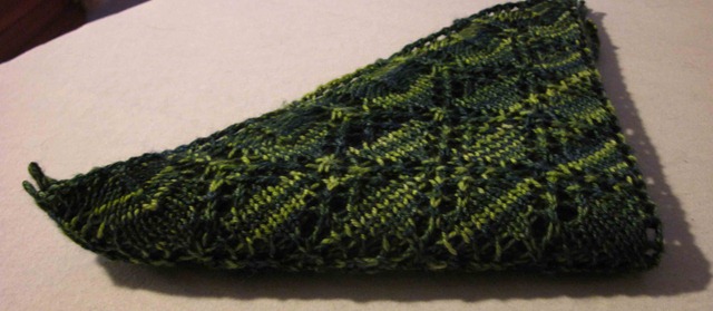 [Trinity-Shawlette,-foldet-e[6].jpg]