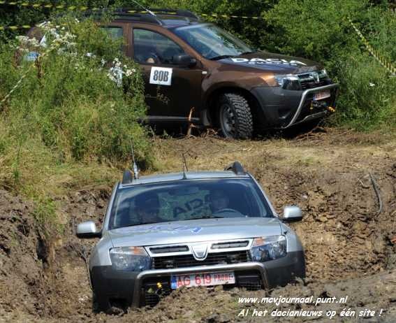 [Dacia Duster Adventure 04[4].jpg]