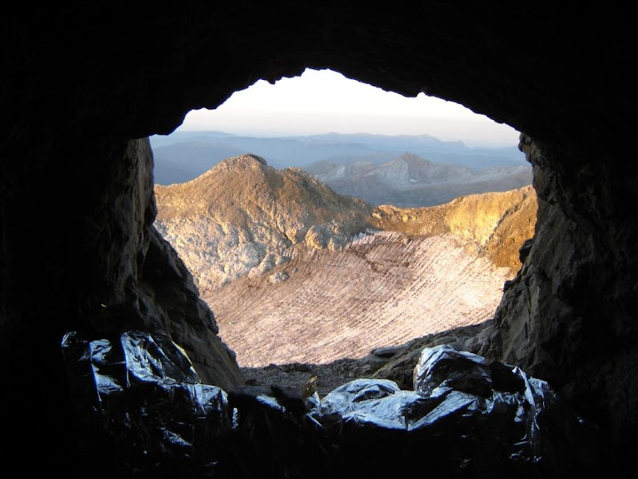 http://lh4.ggpht.com/_jS608o2T5hI/Sp6zELKhGMI/AAAAAAAABFI/gWIU2jKS41g/s720/ventana1.JPG