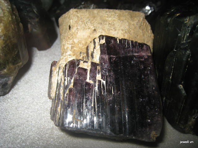 Tuocmalin