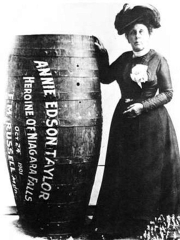 [annieheroineofniagra5.jpg]