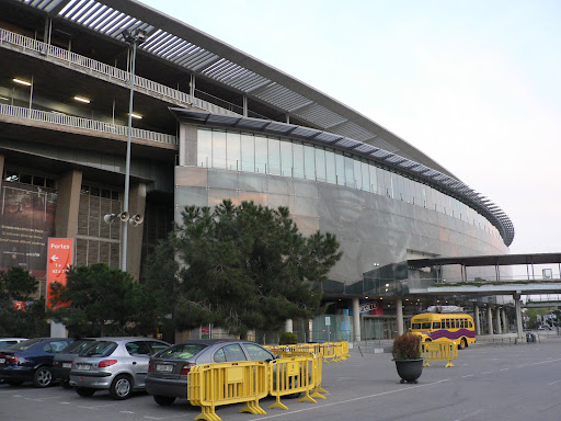 biggest football stadium in the world